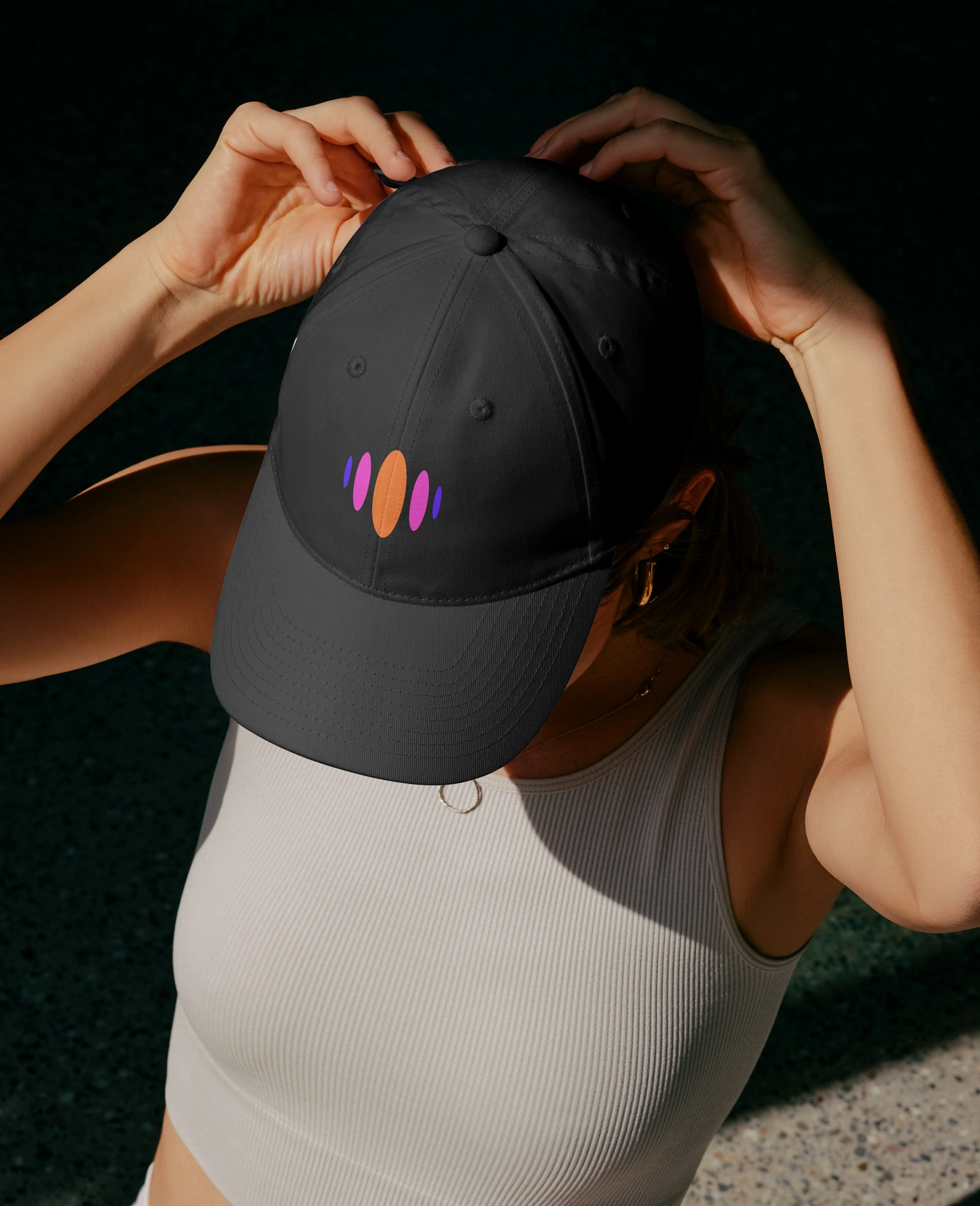Bravo — Hat